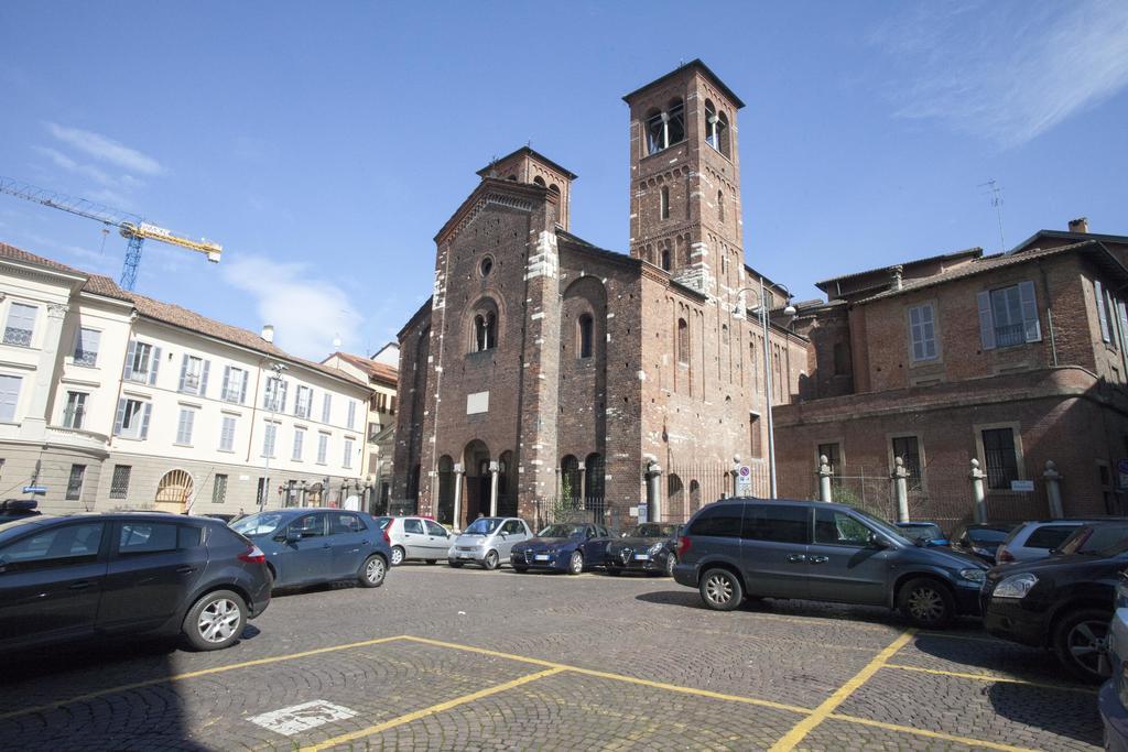 Mansard Very Close To Duomo Milan Extérieur photo
